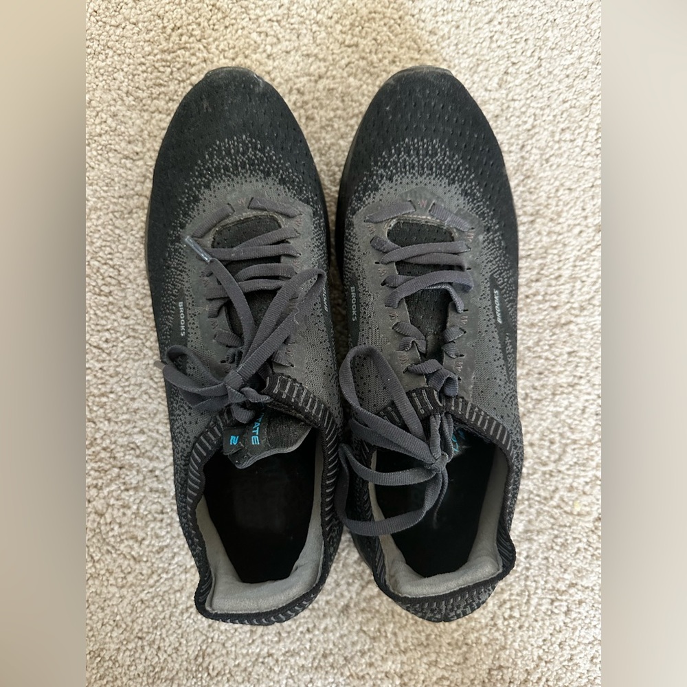 Like NEE Brooks Mens Shoes